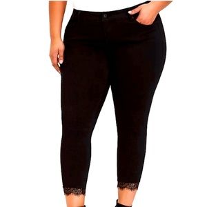 Ankle Skinny Jean Lace Hem 18R